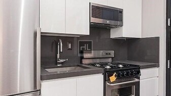 2ND AVE. in New York, NY - Building Photo