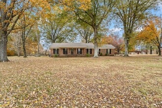 10060 Rosemark Rd in Atoka, TN - Building Photo - Building Photo