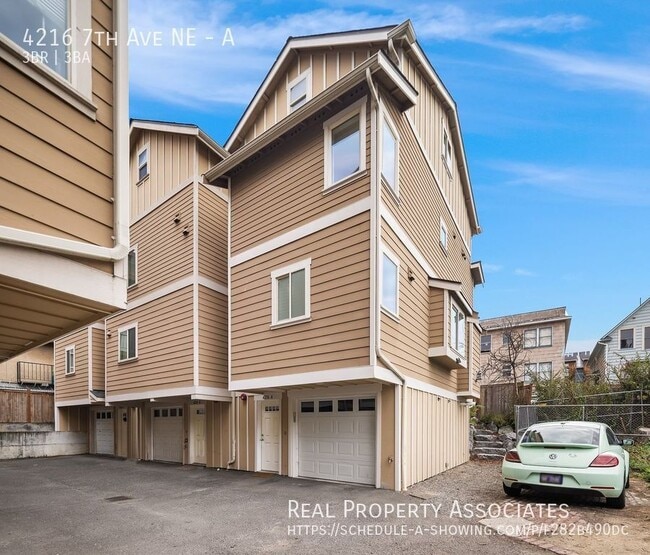 property at 4216 7th Ave NE