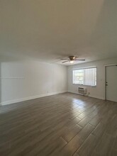 17 NE 2nd Ave in Dania Beach, FL - Building Photo - Building Photo
