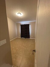 2407 W Golden Hills Rd in Tucson, AZ - Building Photo - Building Photo