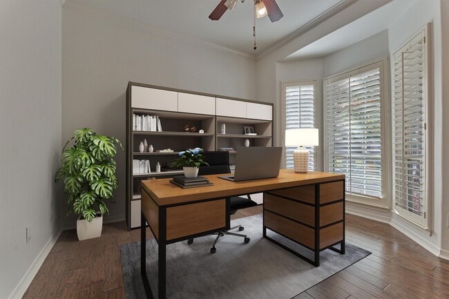 property at 94 Oriel Oaks Cir