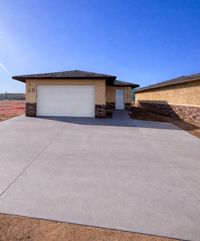 6211 Poppy Blvd in California City, CA - Building Photo - Building Photo