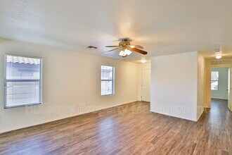 11425 E Flower Ave in Mesa, AZ - Building Photo - Building Photo