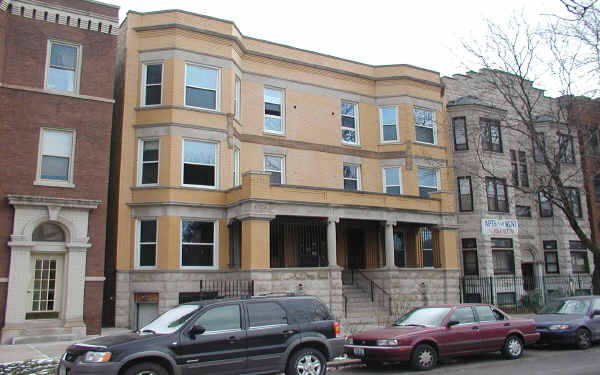 2435 N Kedzie in Chicago, IL - Building Photo - Building Photo