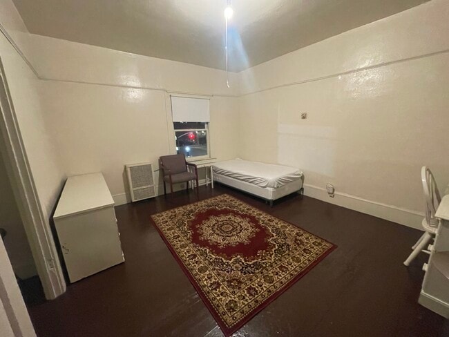 property at 1086 41st St