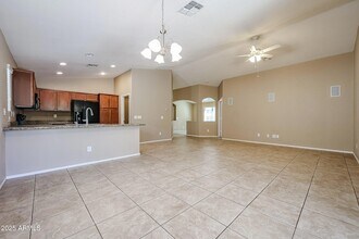 4193 E Sandy Way in Gilbert, AZ - Building Photo - Building Photo