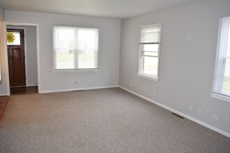 510 W Exchange St in Sycamore, IL - Building Photo - Building Photo