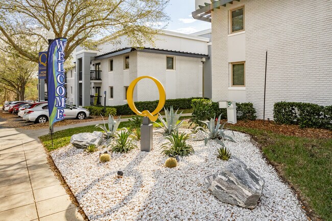 The Q at Maitland in Maitland, FL - Foto de edificio - Building Photo