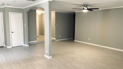 24014 Spring Briar Ln in Spring, TX - Building Photo - Building Photo