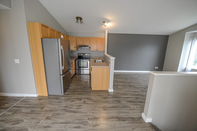 property at 13009-130095 95 St