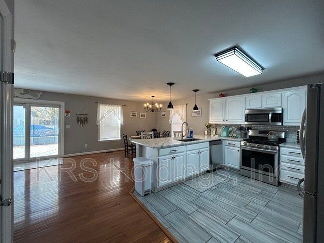 8583 Wayland St in Norfolk, VA - Building Photo - Building Photo