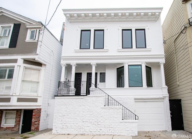 2825 Golden Gate Ave