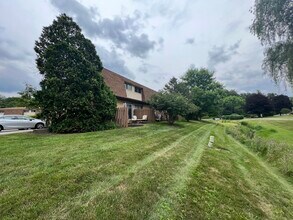 5215 Cline Rd, Unit H in Kent, OH - Building Photo - Building Photo