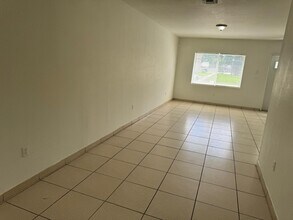 439 NW 84th St in Miami, FL - Building Photo - Building Photo