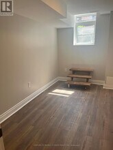 973 Francine Cres in Mississauga, ON - Building Photo - Building Photo