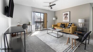 10263 Whispering Forest Dr, Unit 1209 in Jacksonville, FL - Building Photo - Building Photo