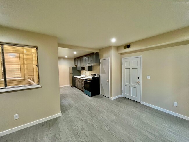 property at 4307-4311-4311 Irving St