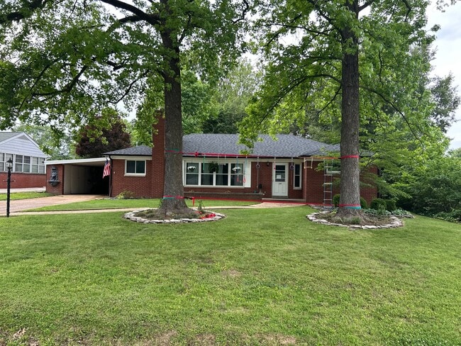 104 Anne Ave