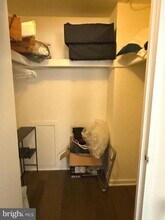 200 Lombard St in Philadelphia, PA - Building Photo - Building Photo