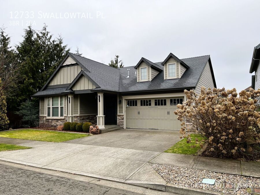 12733 Swallowtail Pl in Oregon City, OR - Building Photo