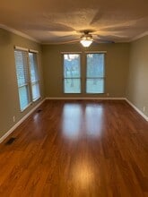 213 Lakeview Dr in Crossville, TN - Building Photo - Building Photo