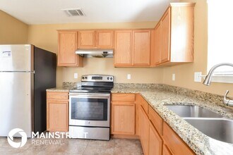 8518 Adams Hill Dr in San Antonio, TX - Building Photo - Building Photo