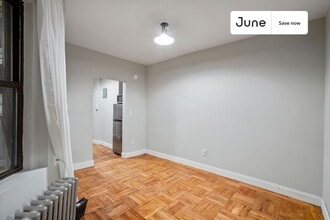 715 E 5th St in New York, NY - Foto de edificio - Building Photo