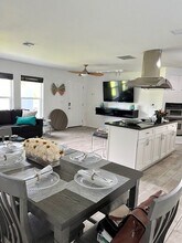 1518 SE 32nd St in Cape Coral, FL - Building Photo - Building Photo