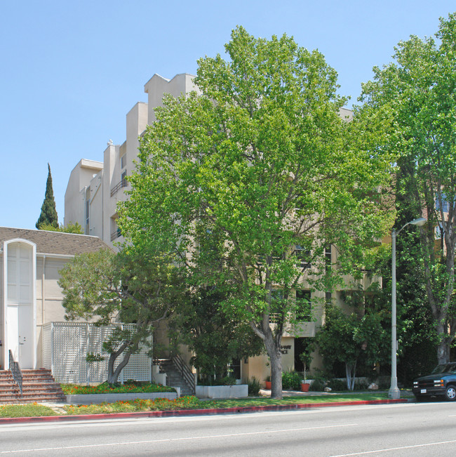 8915 Burton Way in Los Angeles, CA - Foto de edificio - Building Photo