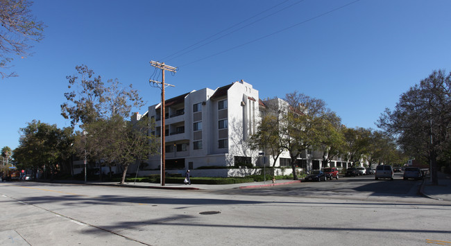 Troy Hall in Los Angeles, CA - Foto de edificio - Building Photo