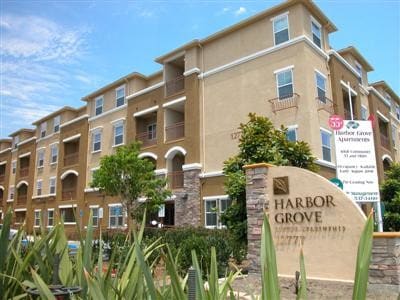 Harbor Grove Apartments in Garden Grove, CA - Foto de edificio - Building Photo