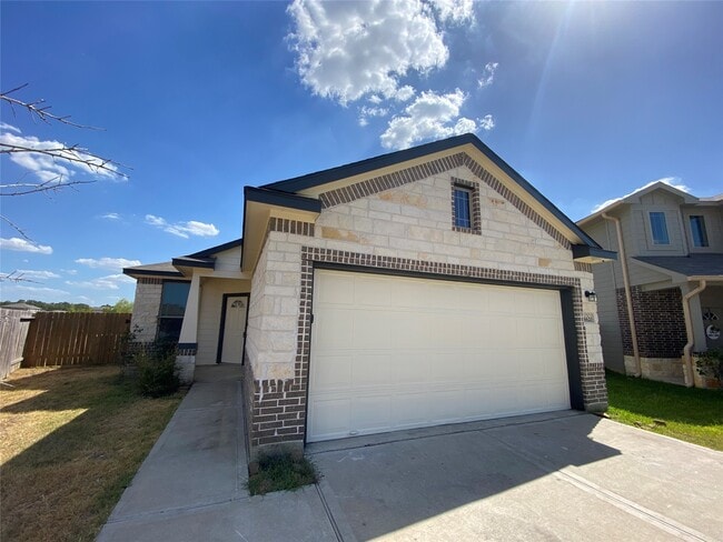 16620 Merry Pines Dr in Conroe, TX - Foto de edificio - Building Photo