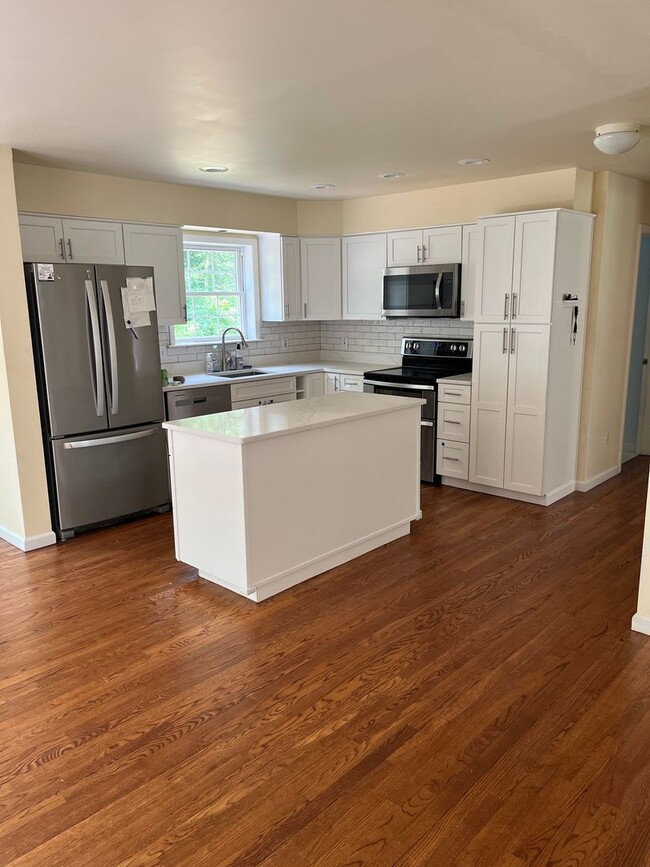 7 Racoon Ln in Sandwich, MA - Building Photo - Building Photo