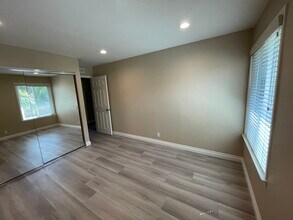 1180 Kildeer Ct in Encinitas, CA - Foto de edificio - Building Photo