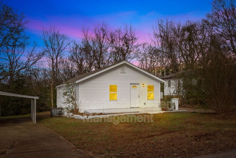 5706 14th St S in Bessemer, AL - Building Photo
