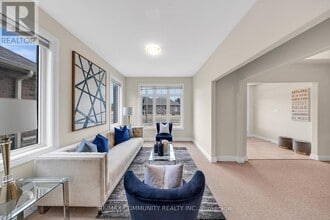 78 Alcorn Dr in Kawartha Lakes, ON - Building Photo - Building Photo