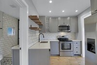 78 Waltham Ave photo'