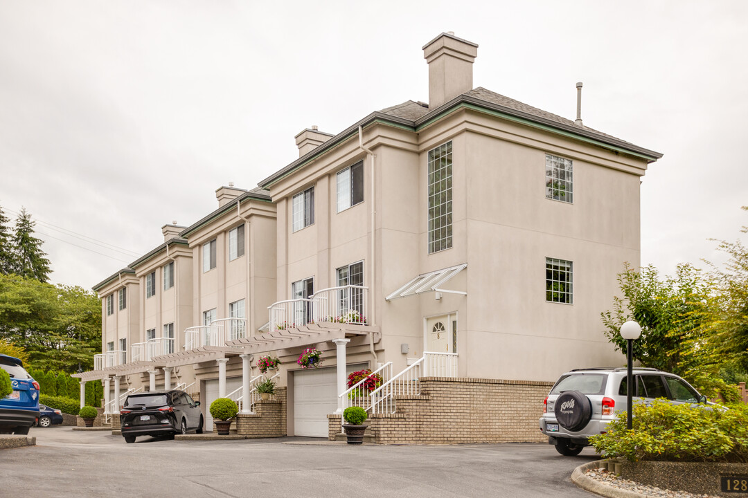 Georgian Court in Port Coquitlam, BC - Building Photo