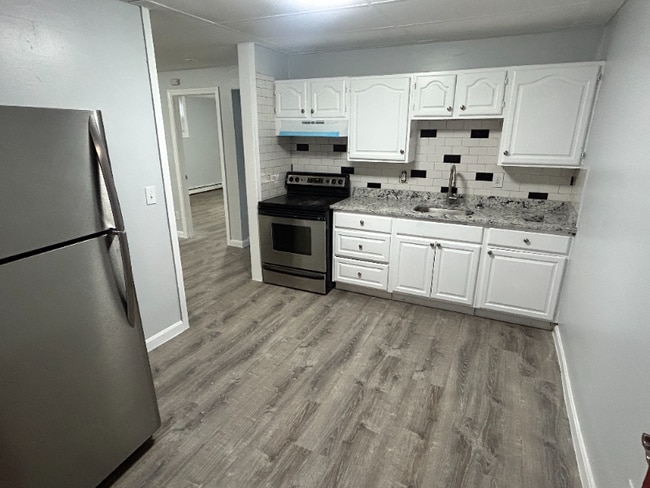 10 Grafton St, Unit 25 in Lawrence, MA - Foto de edificio - Building Photo