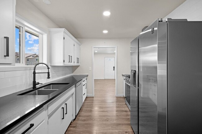 property at 7904 N Crestline St
