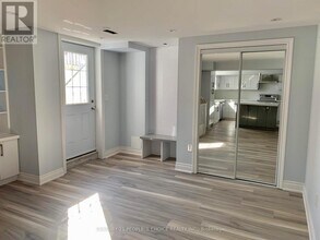 4845 Potomac Ct in Mississauga, ON - Building Photo - Building Photo