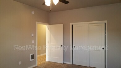 502 SW Evergreen Ave in Redmond, OR - Building Photo - Building Photo