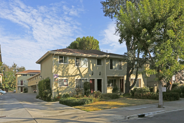 Glen Eyrie Apartments