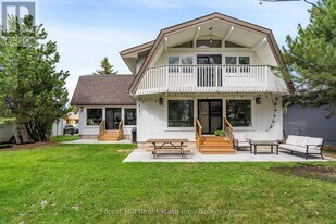144 Brooker Blvd in Blue Mountains, ON - Building Photo