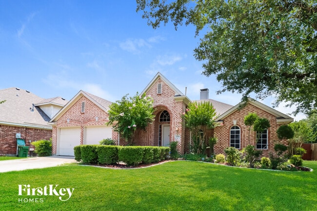 2204 Reedway Ct in Arlington, TX - Building Photo - Building Photo