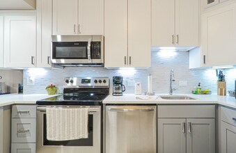 405 n Wabash Ave` in Chicago, IL - Building Photo - Building Photo