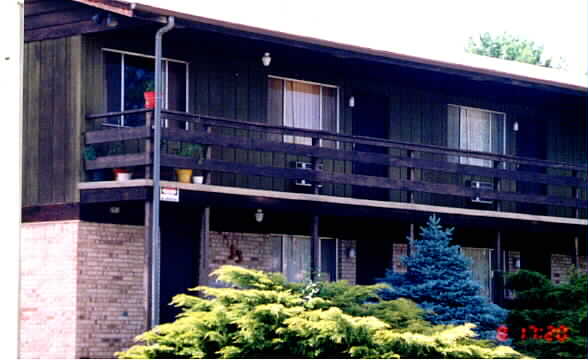 13 Birch Ct in Longmont, CO - Foto de edificio