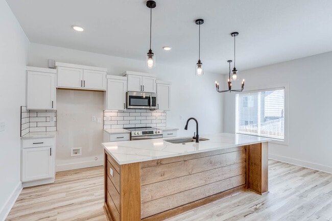 8541 W 37th St N in Wichita, KS - Building Photo - Building Photo