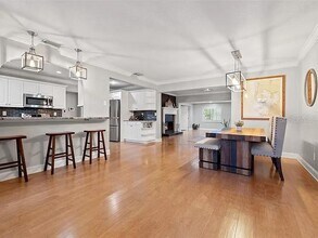 8318 40th Pl N in St. Petersburg, FL - Building Photo - Building Photo